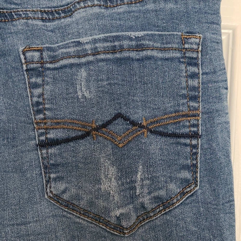 Distressed Jeggings - Picture 3 of 4
